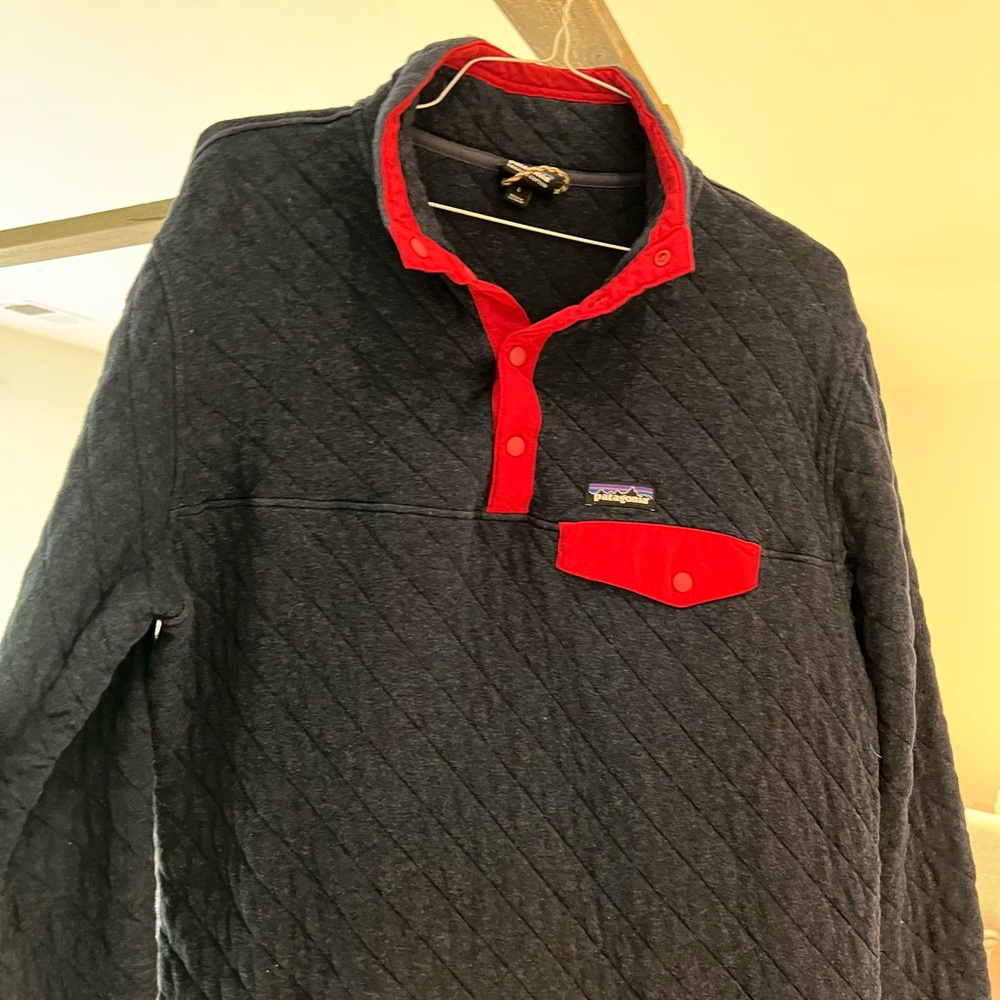Patagonia quilted 1/4 button pullover